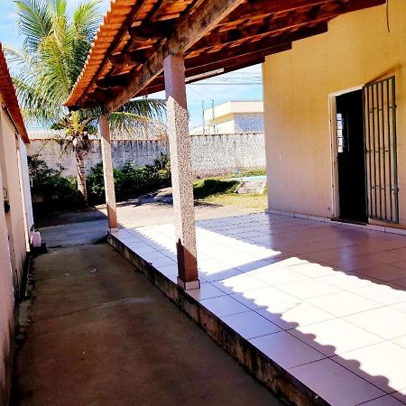 Ótima Casa Caldas Novas 2 km do centro para ate 14 pesssoas com piscina aquecida, churrrasqueira, Wifi Exterior foto